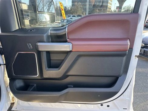 Used 2019 Ford F250 Platinum w/ Platinum Ultimate Package image 10