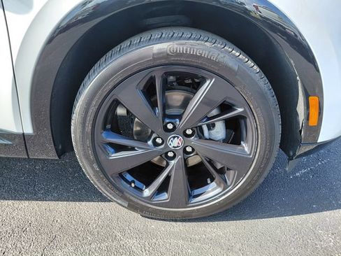 Used 2023 Buick Envision Essence w/ Sport Touring Package AWD/4WD image 8