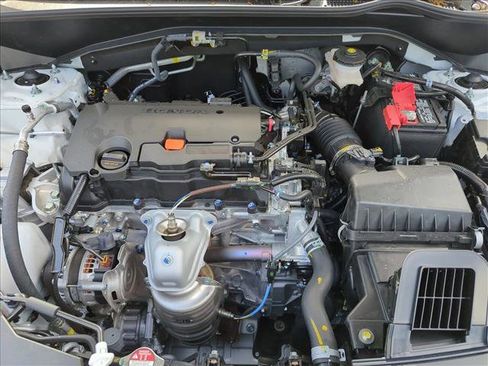 New 2026 Honda HR-V LX image 16