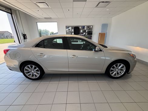 Used 2013 Chevrolet Malibu LT FWD image 6