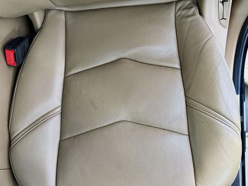 Used 2019 Cadillac Escalade ESV Platinum AWD/4WD image 20