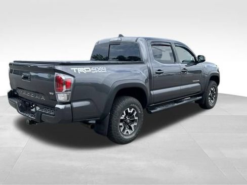 Used 2020 Toyota Tacoma TRD Off-Road w/ TRD Premium Off Road Package AWD/4WD image 6