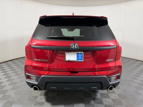 Certified 2023 Honda Passport EX-L image 9