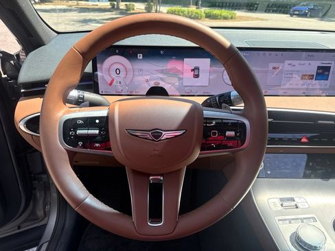 New 2026 Genesis GV70 2.5T Advanced AWD/4WD image 15