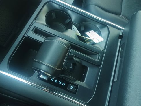 Certified 2023 Ford F150 Lariat w/ Equipment Group 502A High image 30