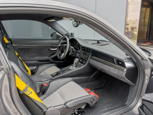 Used 2016 Porsche 911 GT3 RS RWD image 51
