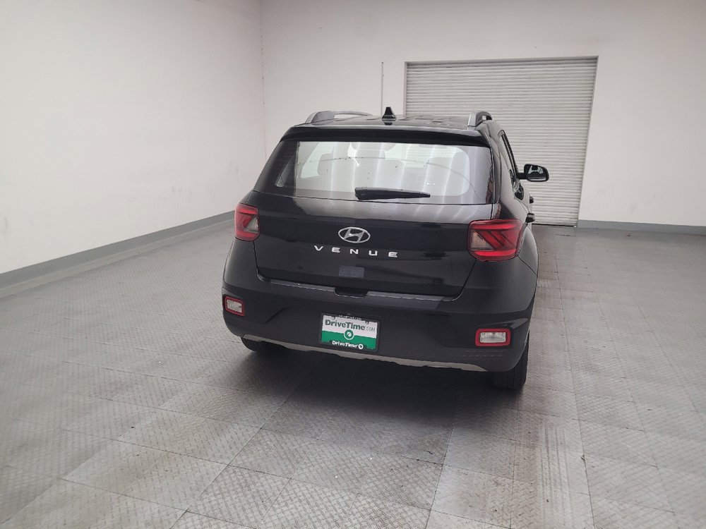 Used 2020 Hyundai Venue SEL w/ Convenience Package FWD image 7