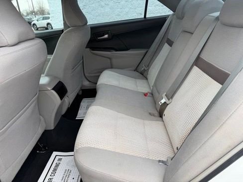 Used 2014 Toyota Camry LE image 14