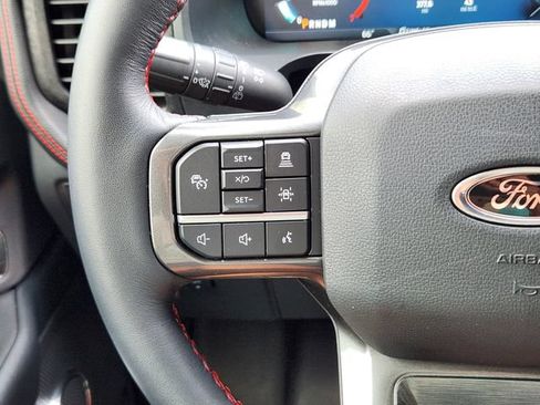 Used 2024 Ford Expedition Limited AWD/4WD image 19