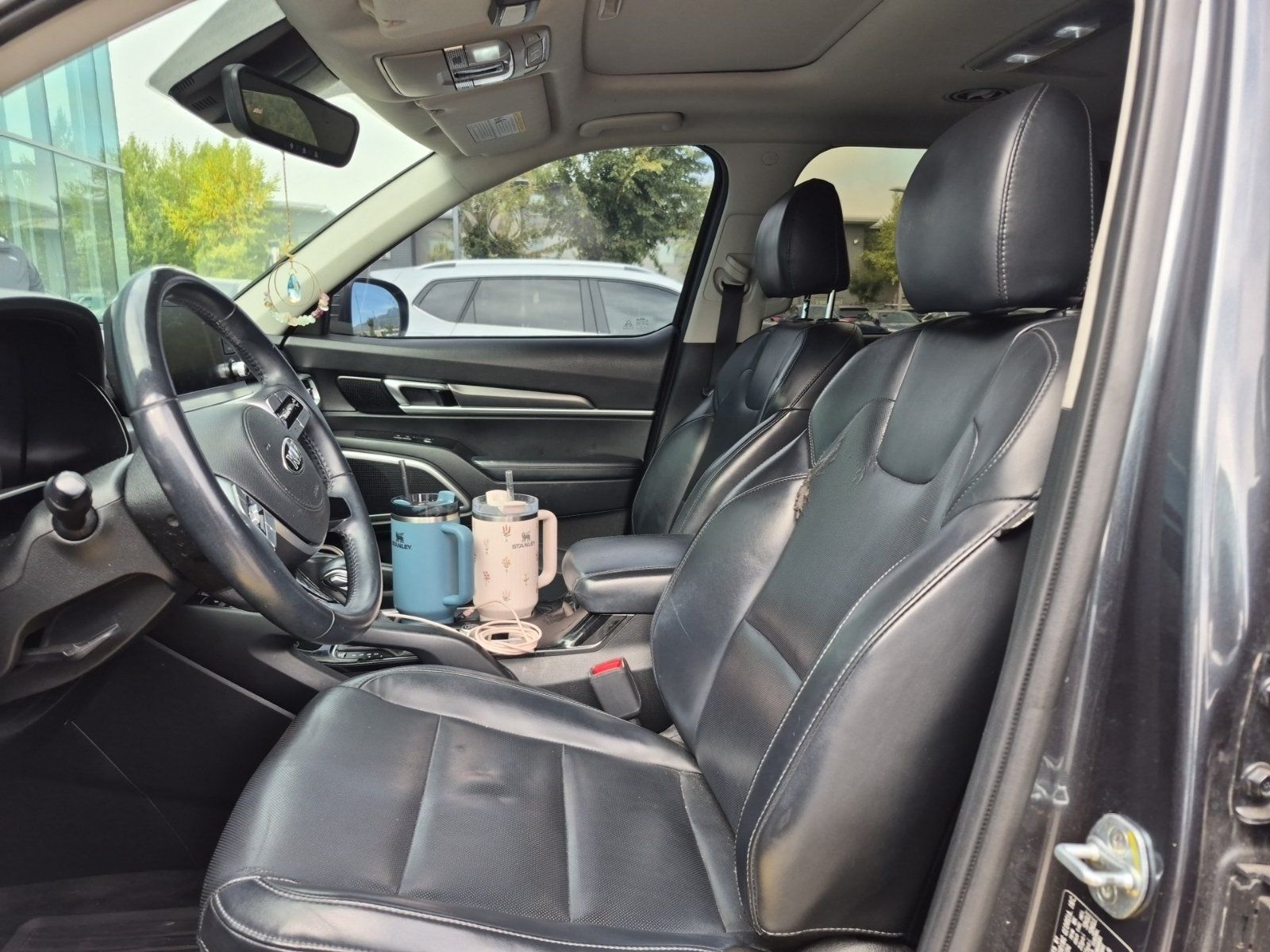 Used 2020 Kia Telluride S FWD image 4
