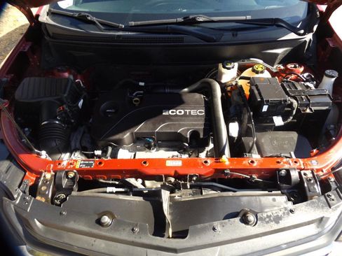 Used 2018 Chevrolet Equinox LT image 12