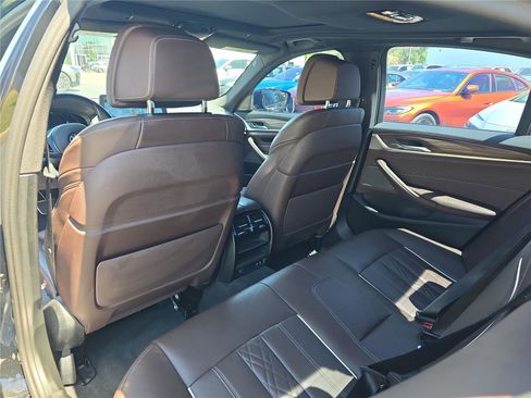 Used 2023 BMW 530i w/ M Sport Package image 11