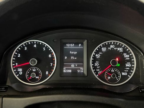 Used 2016 Volkswagen Tiguan S AWD/4WD image 13