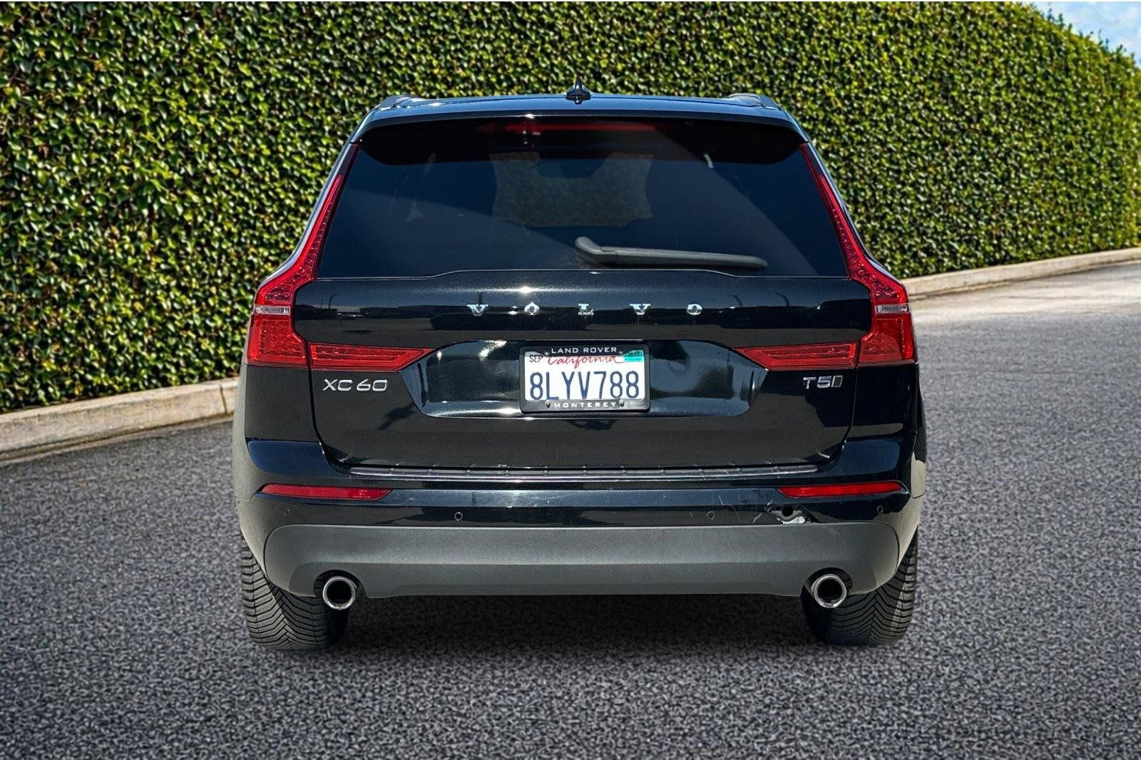 Used 2020 Volvo XC60 T5 Momentum AWD/4WD image 5