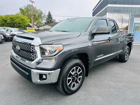 Used 2018 Toyota Tundra SR5 w/ TRD Off Road Package image 3