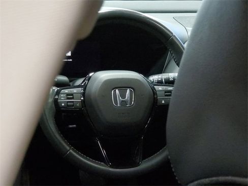Certified 2023 Honda HR-V EX-L image 18