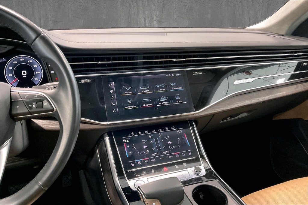 Used 2019 Audi Q8 Prestige w/ Luxury Package AWD/4WD image 10