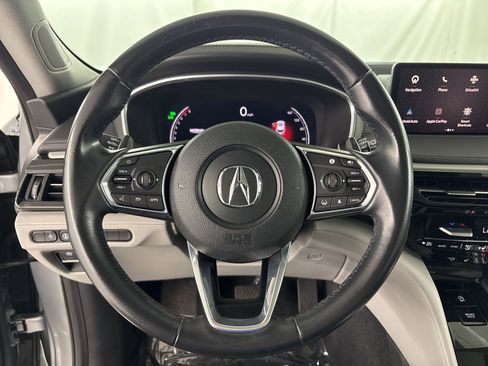 Used 2023 Acura MDX SH-AWD w/ Technology Package image 17