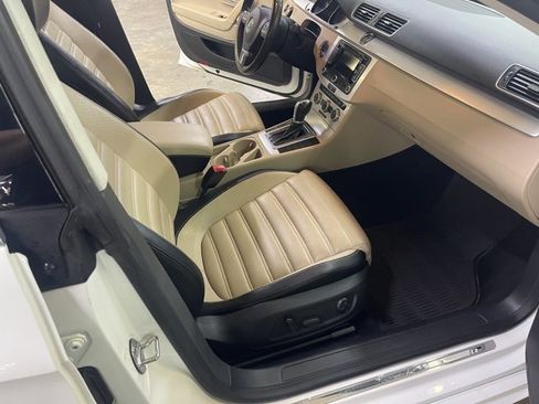 Used 2014 Volkswagen CC Sport FWD image 13
