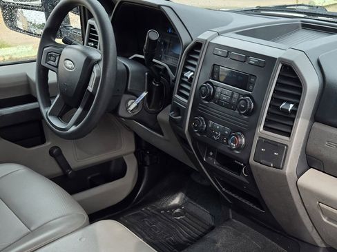 Used 2017 Ford F250 XL RWD image 23