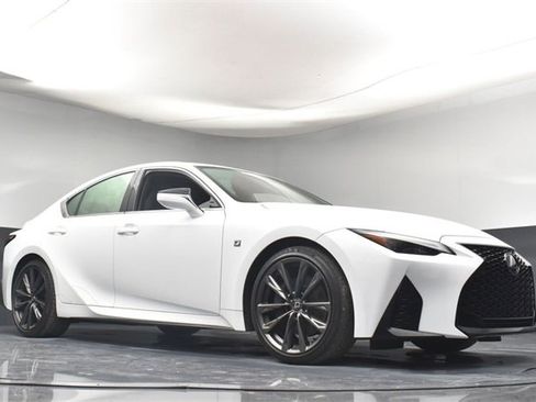 Used 2023 Lexus IS 350 F Sport w/ Memory Package image 33