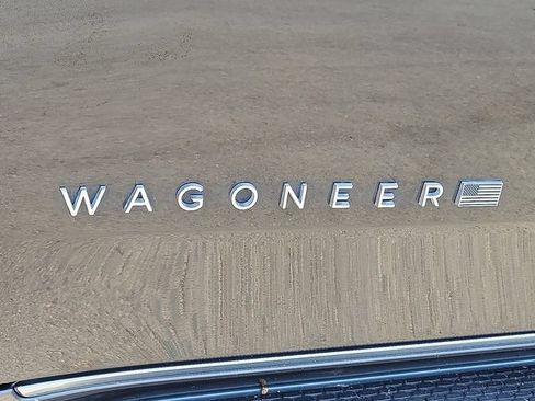 Used 2022 Jeep Wagoneer Series II w/ Convenience Group I RWD image 9