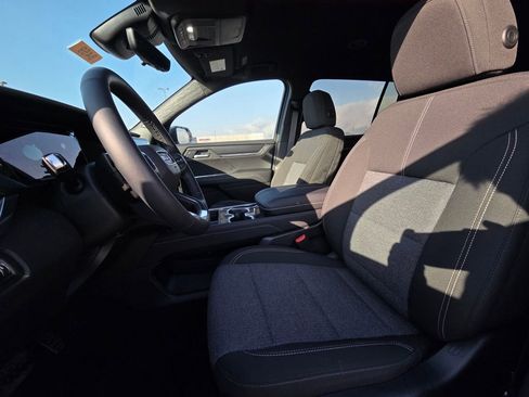 New 2026 GMC Acadia Elevation image 23