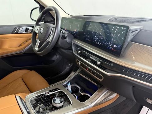 Used 2024 BMW X7 xDrive40i w/ Executive Package AWD/4WD image 18