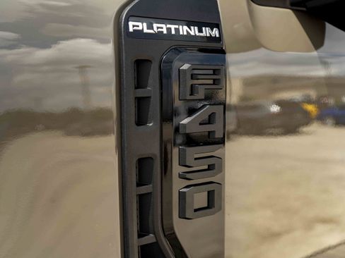 Used 2026 Ford F450 Platinum w/ Platinum Plus Package AWD/4WD image 19