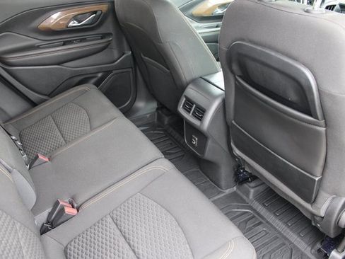 Used 2020 GMC Terrain SLE w/ Driver Convenience Package image 26