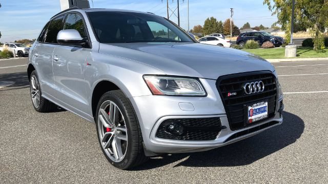 Used 2016 Audi SQ5 Premium Plus w/ Technology Package AWD/4WD image 4
