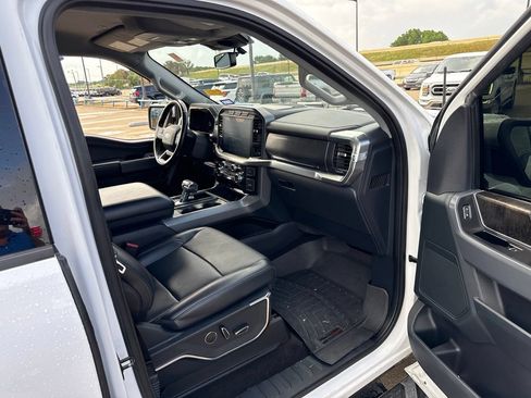 Used 2021 Ford F150 Lariat AWD/4WD image 14