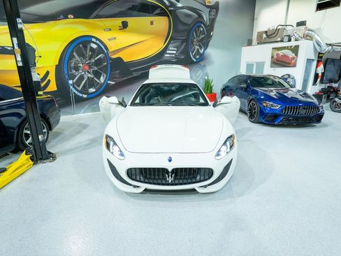 Used 2014 Maserati GranTurismo Sport RWD image 29