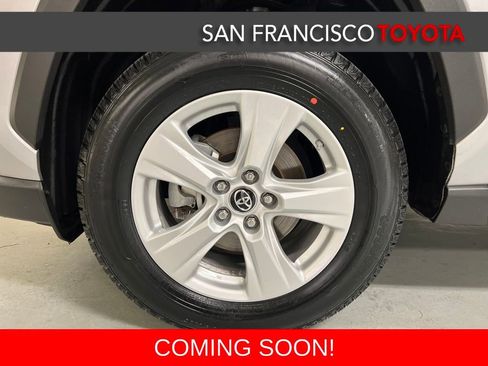 Used 2019 Toyota RAV4 XLE image 9