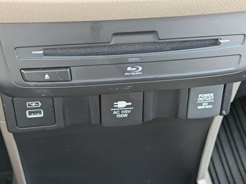 Used 2023 Honda Odyssey Elite image 30