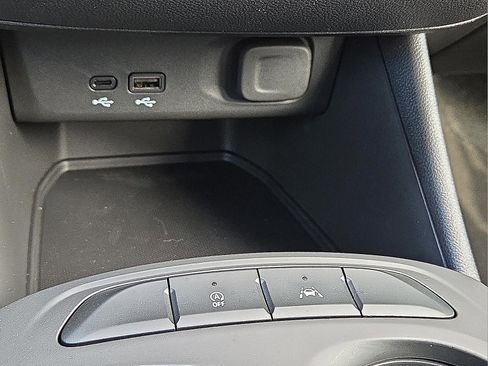 New 2026 Buick Envista Preferred w/ Advanced Safety Package image 19