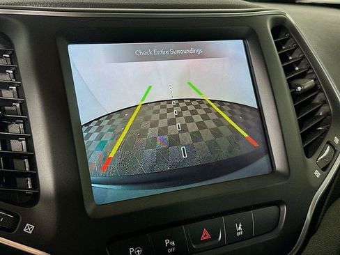 Certified 2023 Jeep Cherokee Altitude Lux w/ Lux Elite Package image 23