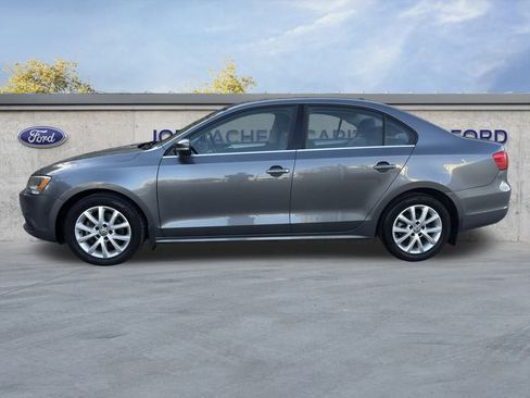 Used 2014 Volkswagen Jetta SE image 3