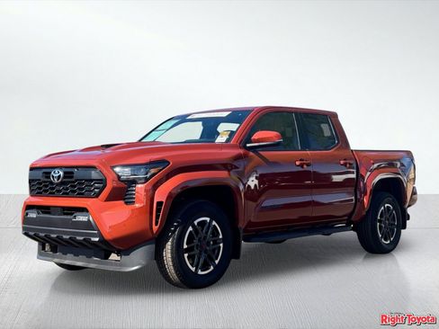 Certified 2025 Toyota Tacoma TRD Sport w/ TRD Sport Upgrade Package image 2