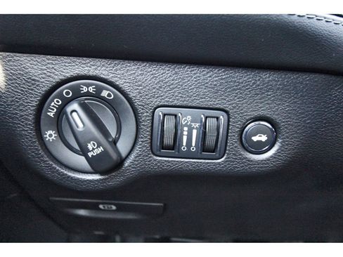 Used 2023 Dodge Challenger R/T w/ T/A Package image 18