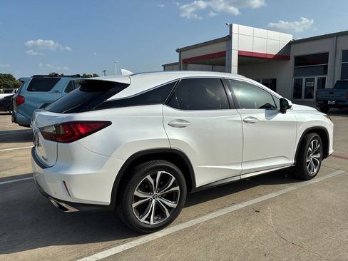 Used 2018 Lexus RX 350 FWD w/ Premium Package image 2