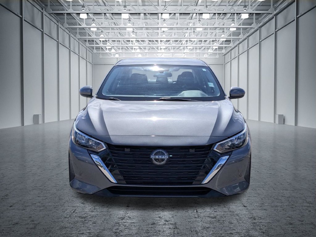Used 2025 Nissan Sentra SV FWD image 2