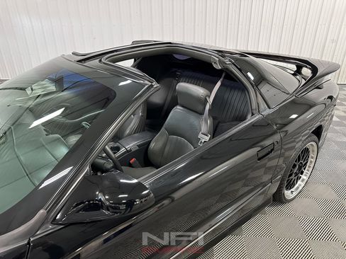 Used 1999 Pontiac Firebird Formula w/ SLP Firehawk Pkg image 46