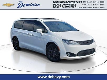 Used 2018 Chrysler Pacifica Touring-L Plus w/ S Appearance Package