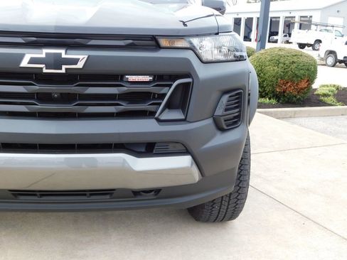 New 2025 Chevrolet Colorado Trail Boss w/ Midnight Edition AWD/4WD image 12