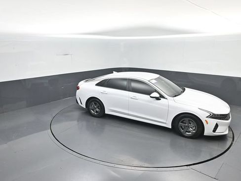 Used 2023 Kia K5 LXS FWD image 26