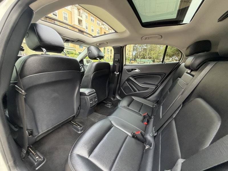 Used 2018 Mercedes-Benz GLA 250 4MATIC image 39