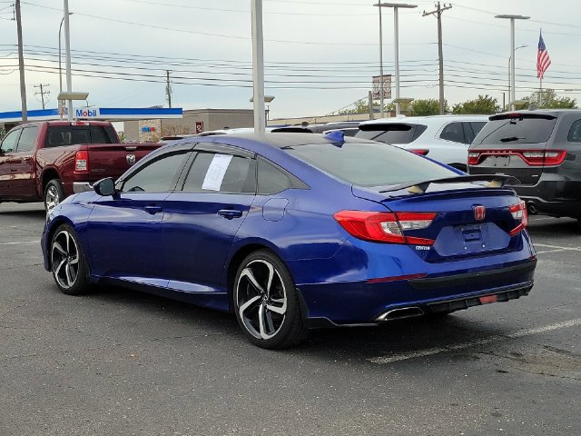 Used 2018 Honda Accord Sport image 6