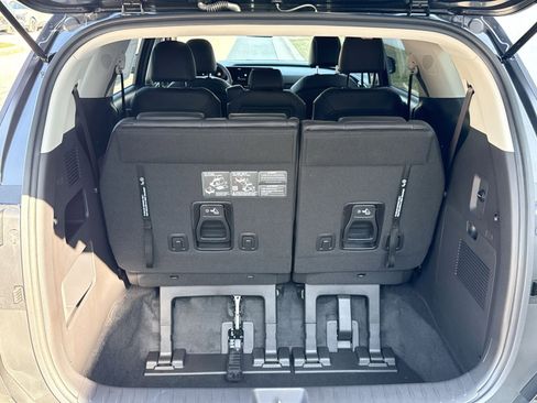 New 2026 Kia Carnival image 26