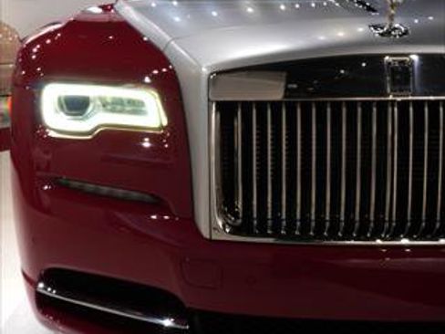 Used 2017 Rolls-Royce Dawn Standard image 33